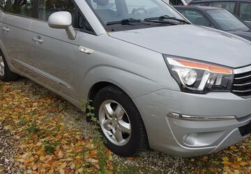 SsangYong Rodius 129.400 km 7.950 &euro; Neumarkt/OPf 92318