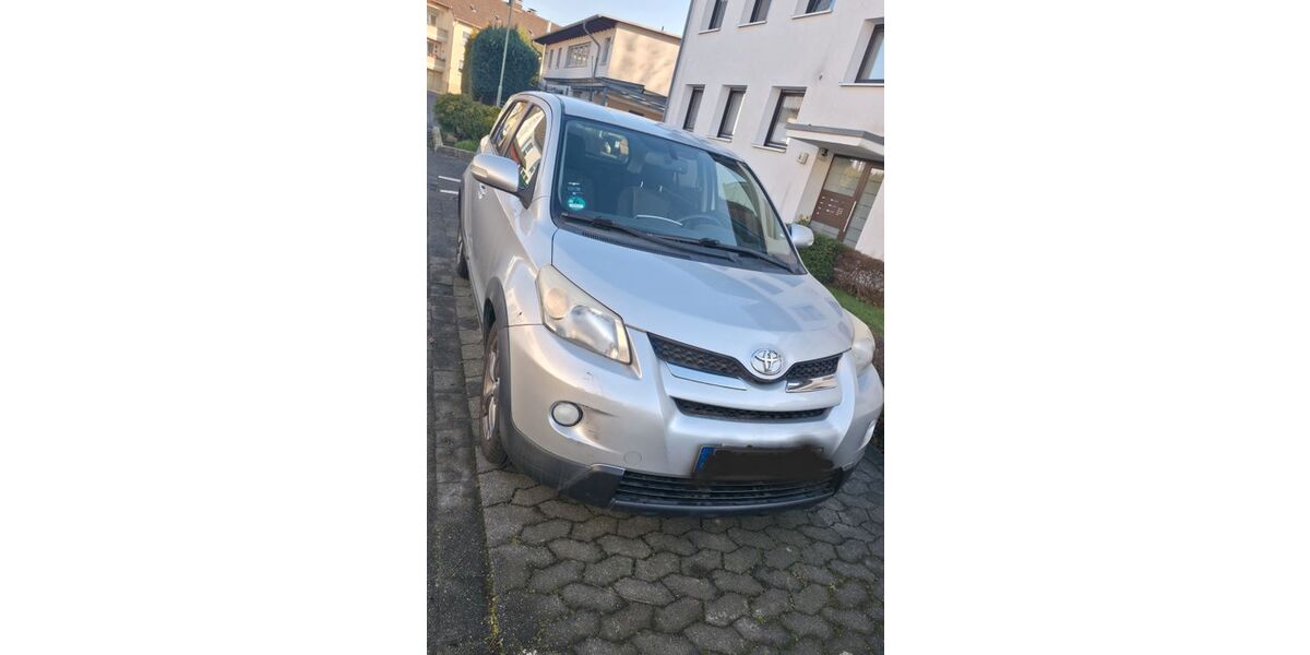 Toyota Urban Cruiser 99.000 km 5.000 &euro; Hagen 58089