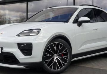 Porsche Macan 9.900 km 94.890 &euro; Magdeburg 39116