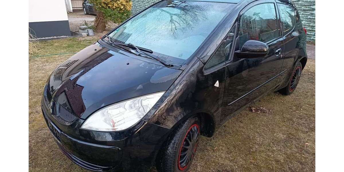 Mitsubishi Colt 253.000 km 999 &euro; Strasen 17255