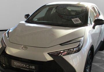 Toyota C-HR 4.900 km 33.800 &euro; Demmin 17109