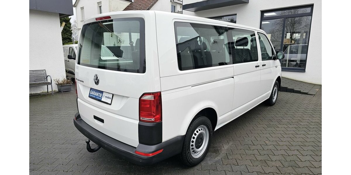 VW T6 Transporter 2.0 TDI lang 9-Sitzer AHK PDC 165.990 km 19.990 &euro; Löhne 32584