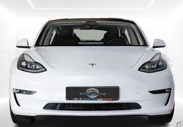 Tesla Model 3 77.000 km 27.990 &euro; Gelsenkirchen 45899