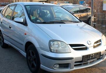 Nissan Almera Tino 145.700 km 2.599 &euro; Berlin 13057