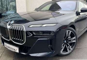 BMW 750 24.387 km 104.940 &euro; Essen 45134