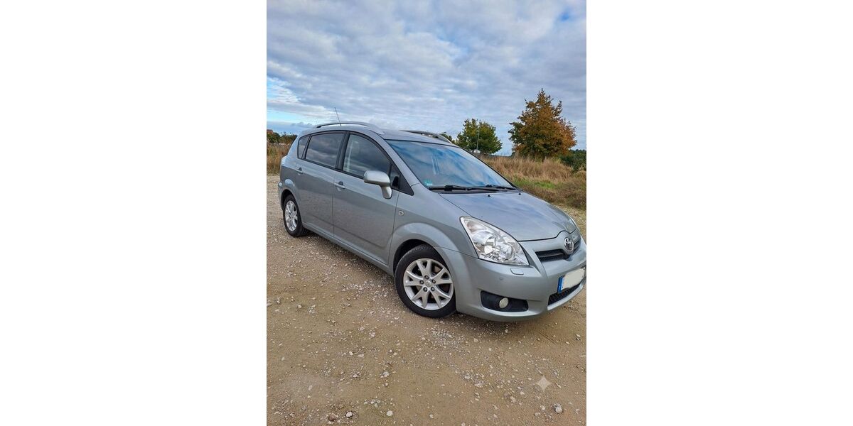 Toyota Corolla Verso 215.000 km 3.000 &euro; Waren Müritz 17192