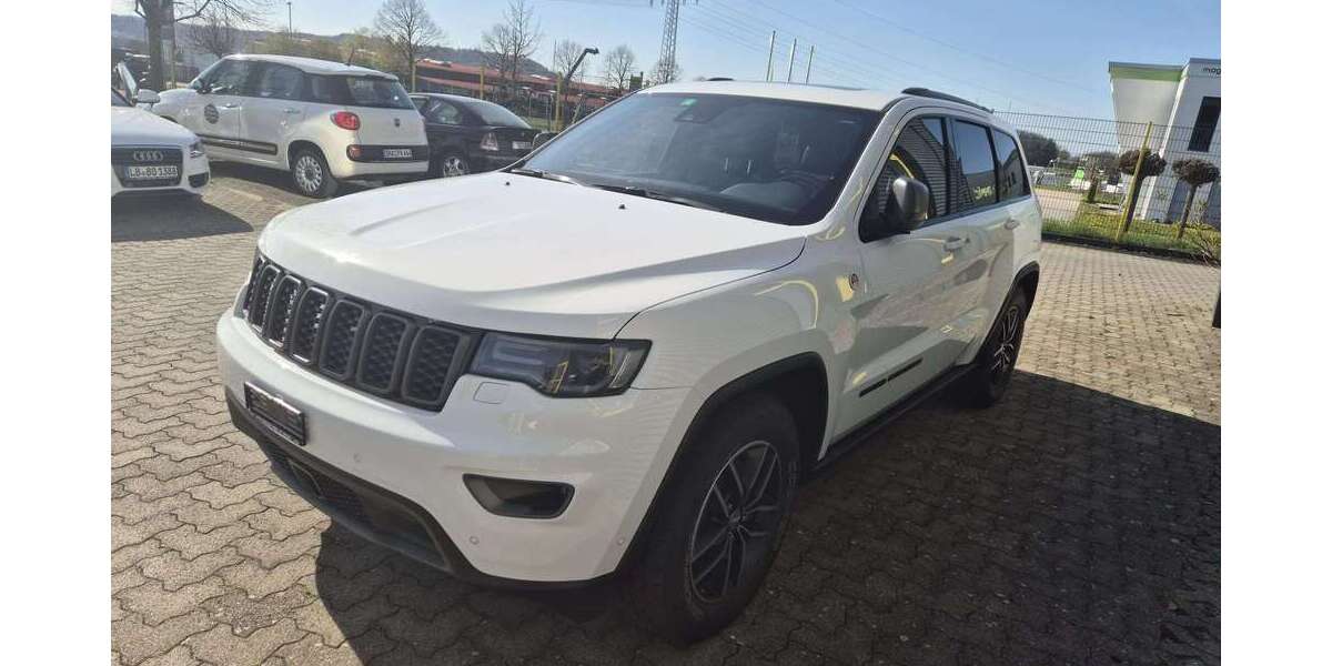 Jeep Grand Cherokee 104.000 km 29.900 &euro; Untermünkheim 74547
