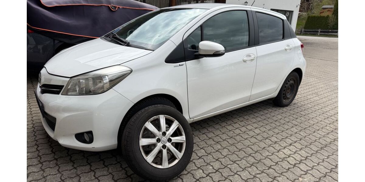Toyota Yaris 258.439 km 3.690 &euro; Greiling/Bad Tölz 83677