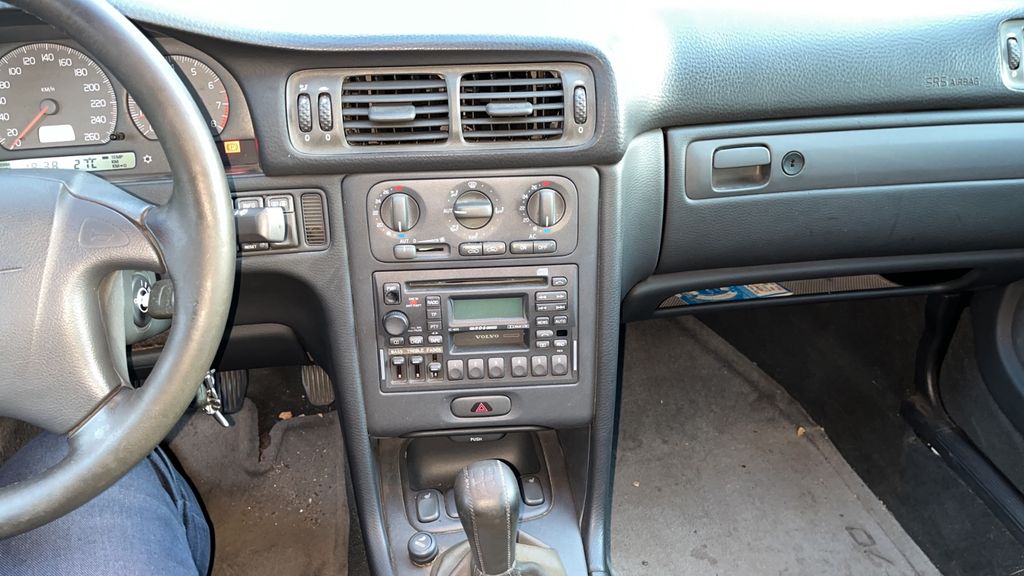 Volvo C70 165.000 km 14.500 &euro; Forst 67147
