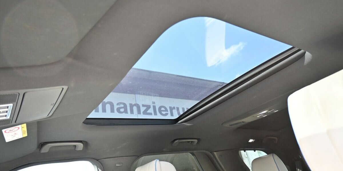 Land Rover Discovery HSE Luxury TD6 Aut 7-Sitze Standhz 1Hd 143.000 km 26.200 &euro; Seevetal - Hittfeld 21218