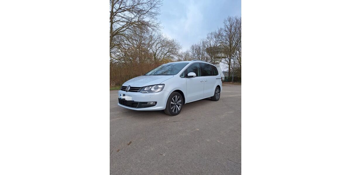 VW Sharan 113.600 km 22.900 &euro; Hameln 31789