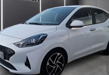 Hyundai i10 1.950 km 19.990 &euro; Rosenheim 83022