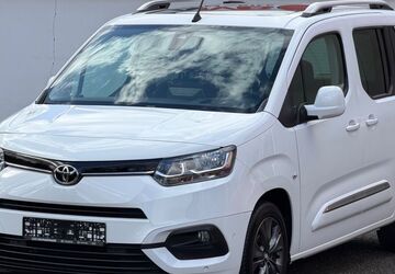 Toyota Proace City 49.000 km 21.499 &euro; Völklingen 66333