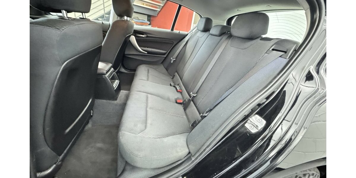 BMW 116i Navigation Sitzheizung BT PDC 111.610 km 8.220 &euro; Lich 35423