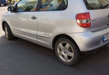 VW Fox 89.000 km 2.500 &euro; Kassel 34125