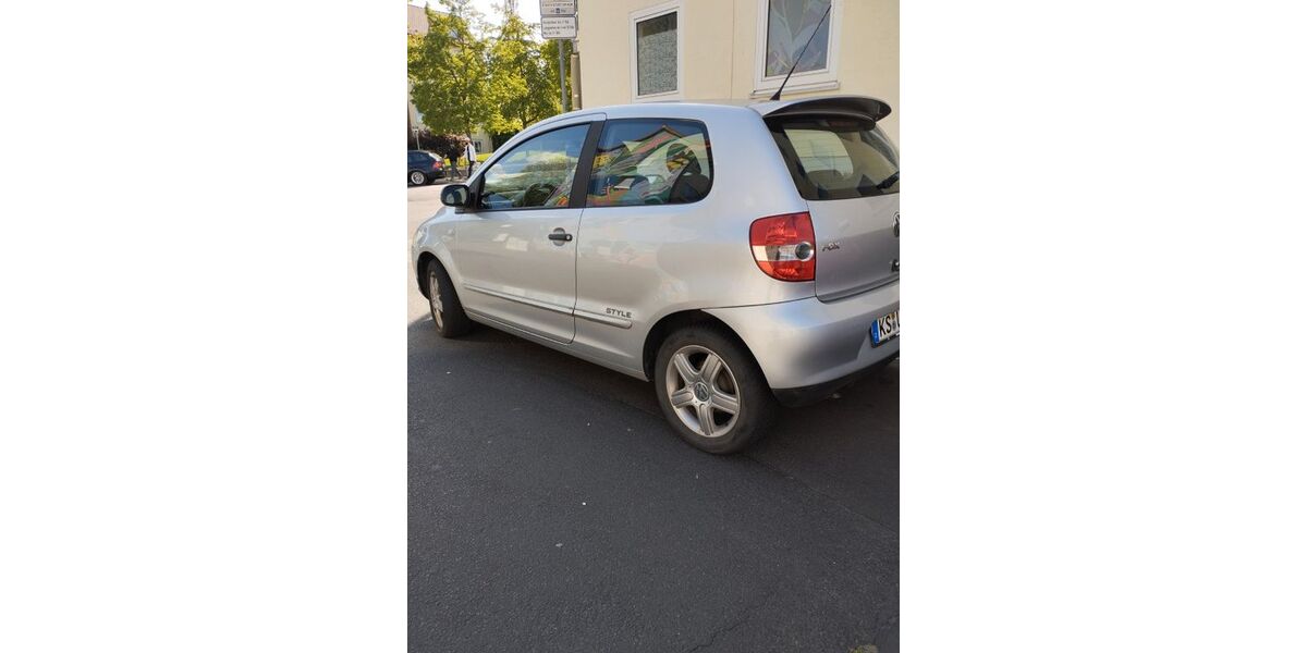 VW Fox 89.000 km 2.500 &euro; Kassel 34125