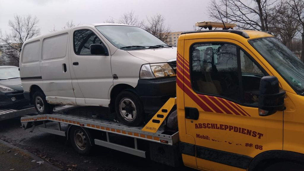 IVECO Andere 290.000 km 19.000 &euro; Berlin 10365