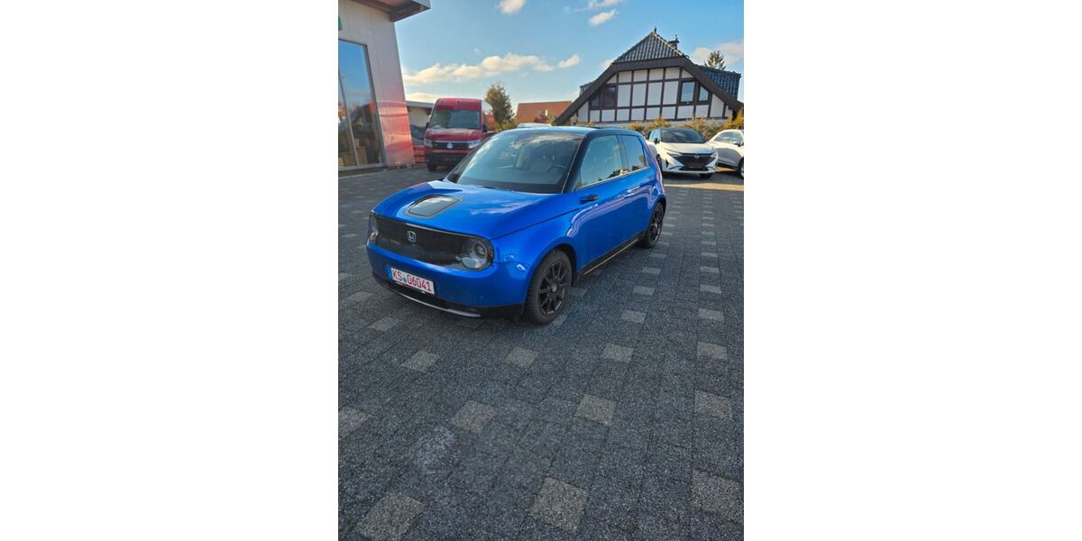 Honda e 8.900 km 19.000 &euro; Schauenburg 34270