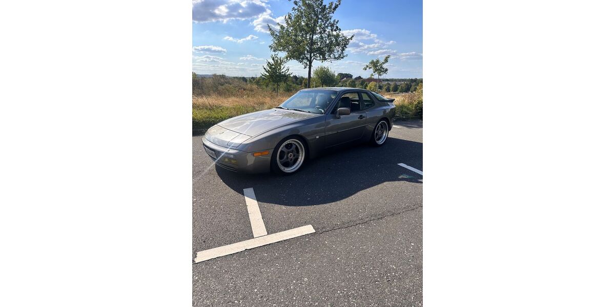 Porsche 944 112.700 km 28.790 &euro; Köln 50859