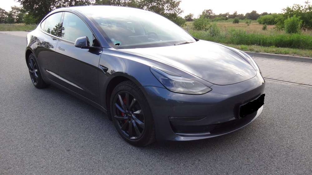 Tesla Model 3 33.650 km 29.999 &euro; Ludwigslust 19288