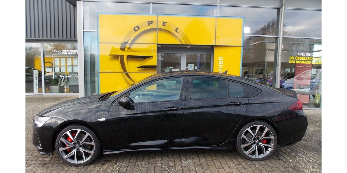 Opel Insignia 50.000 km 43.990 &euro; Brunsbüttel 25541