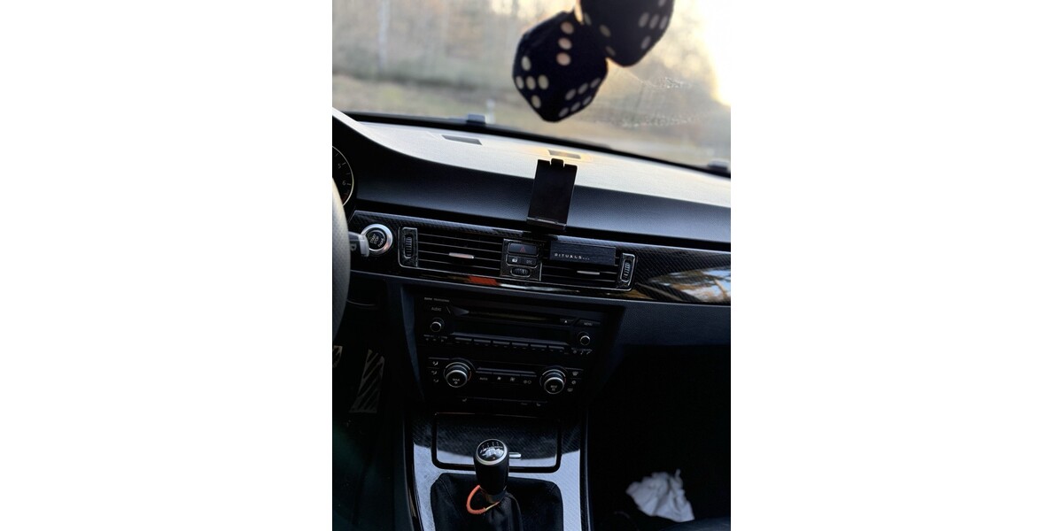 BMW E90 226.000 km 3.100 &euro; Siegen 57072