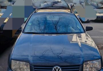 VW Bora 311.000 km 1.900 &euro; Berlin 13357