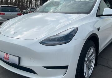 Tesla Model Y 61.034 km 30.990 &euro; Giessen 35394