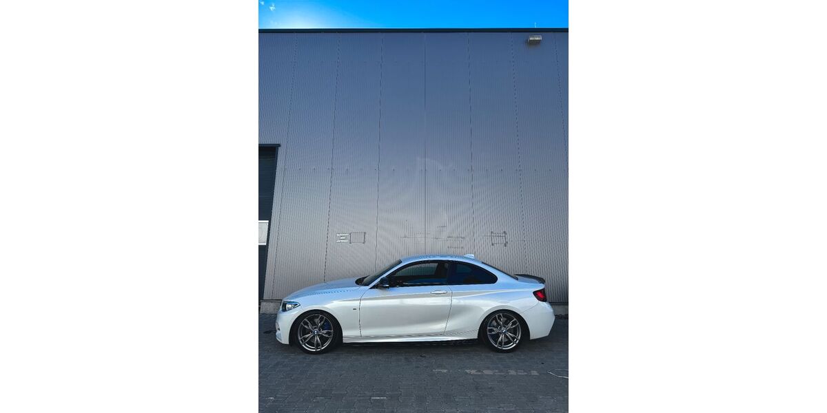 BMW M235 175.000 km 22.000 &euro; Berlin 10628