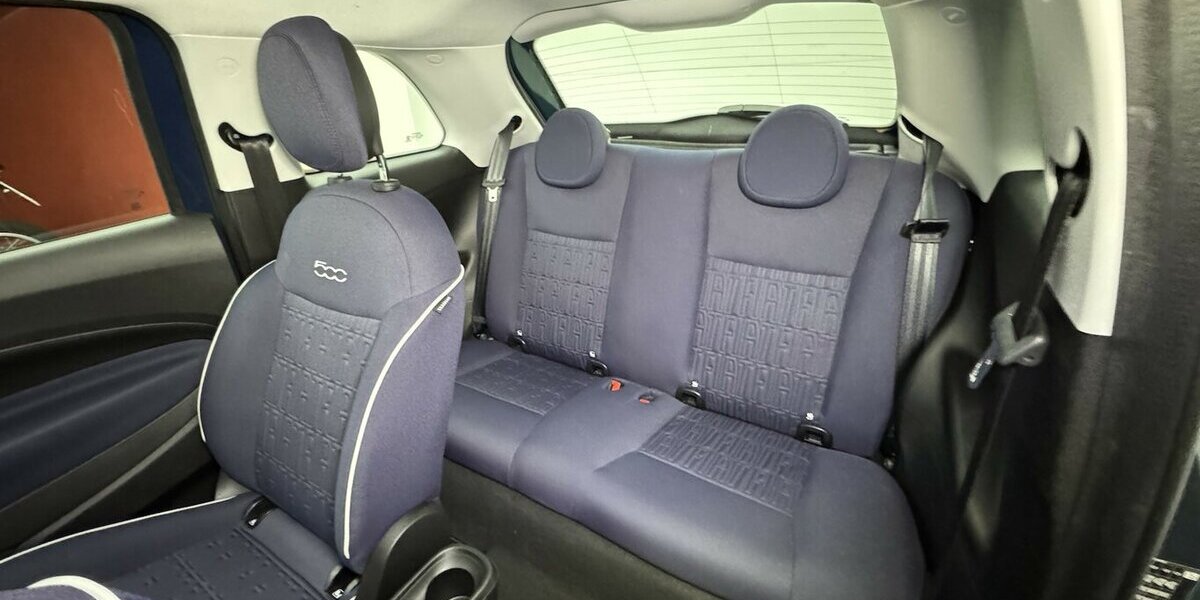 Fiat 500e Action CarPlay Android Automatik 1.Hand 18.400 km 13.440 &euro; Lich 35423