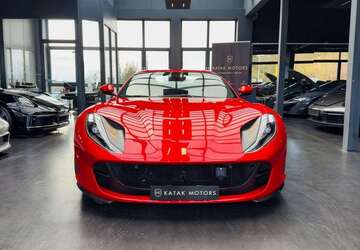Ferrari 812 14.287 km 429.900 &euro; Bielefeld 33647