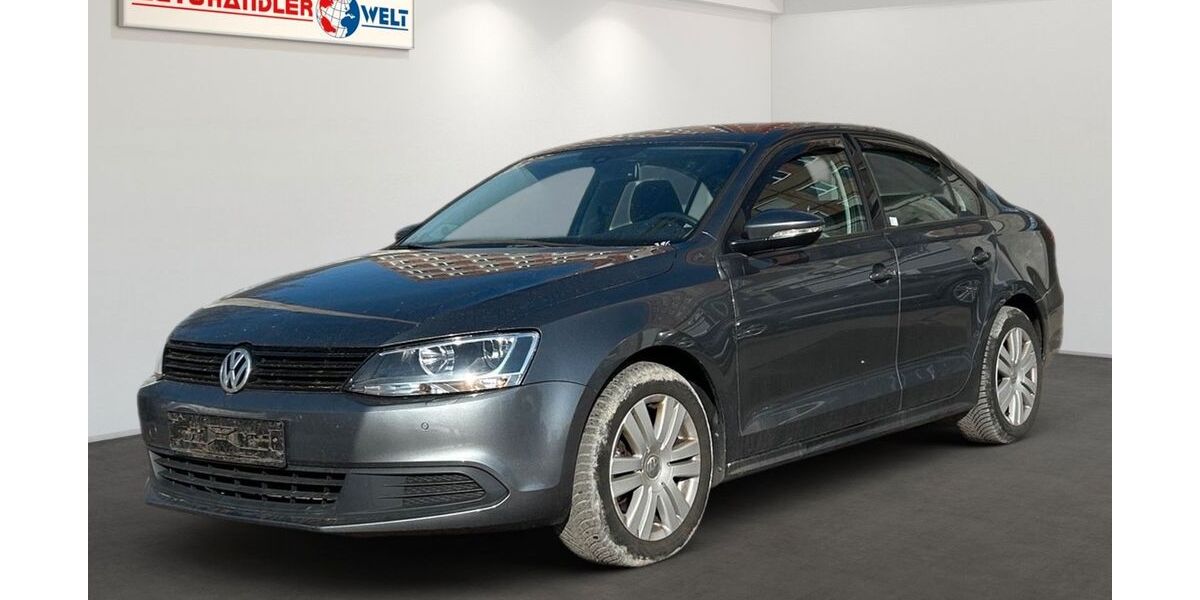VW Jetta 155.674 km 4.999 &euro; Berlin 12681
