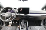 VW Golf VIII Variant 1.5 TSI R-Line LED+KAMERA+ACC 38.673 km 25.900 &euro; Hagenow 19230