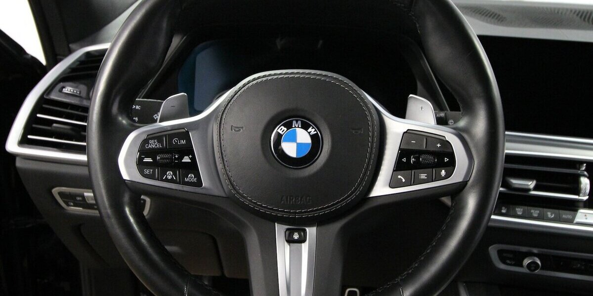 BMW X5 xDrive 40d M Sport LUFT+AHK+PANO-DACH+HEAD-UP 151.379 km 51.500 &euro; Hagenow 19230