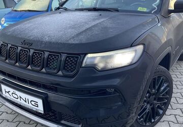 Jeep Compass 4.458 km 22.990 &euro; Leipzig 04178