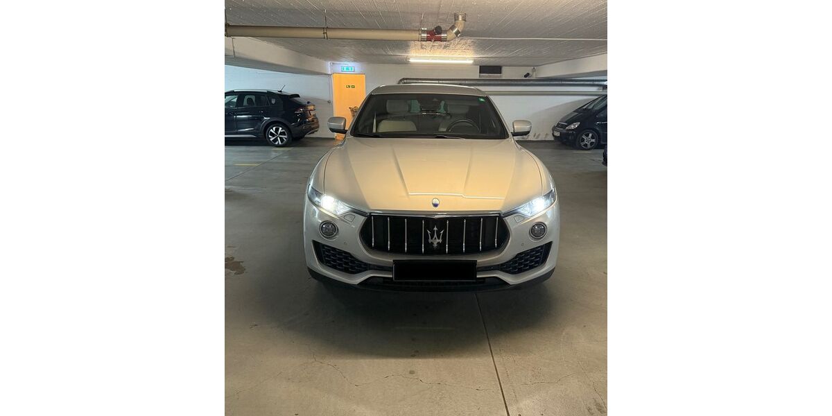 Maserati Levante 55.000 km 36.000 &euro; Neustadt-Glewe 19306