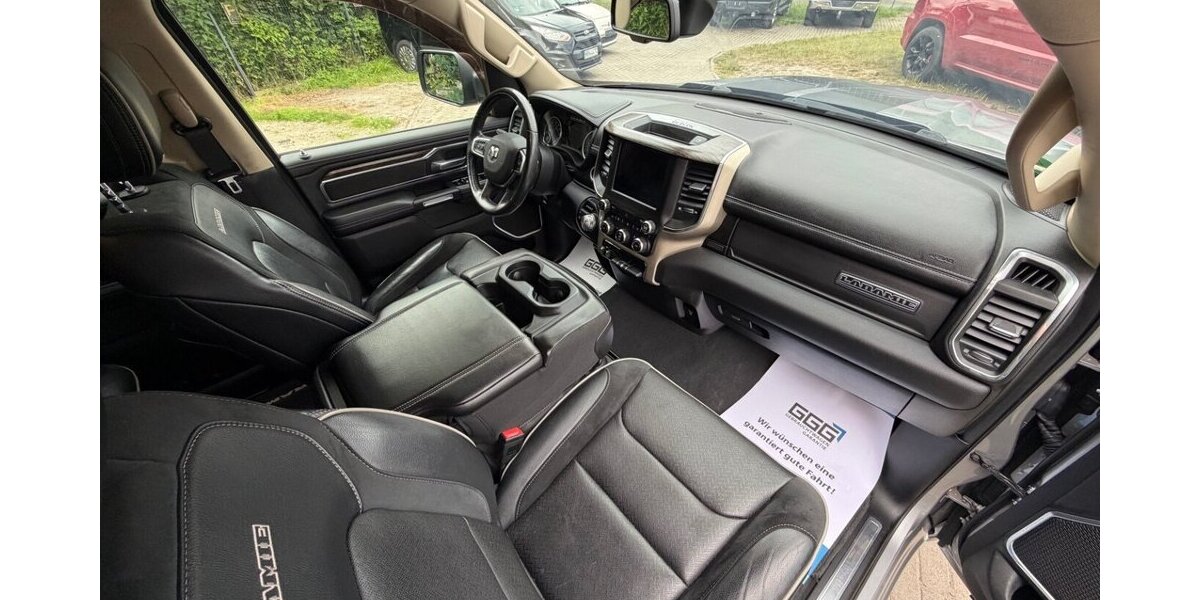 Dodge RAM 1500 Hemi Laramie4x4