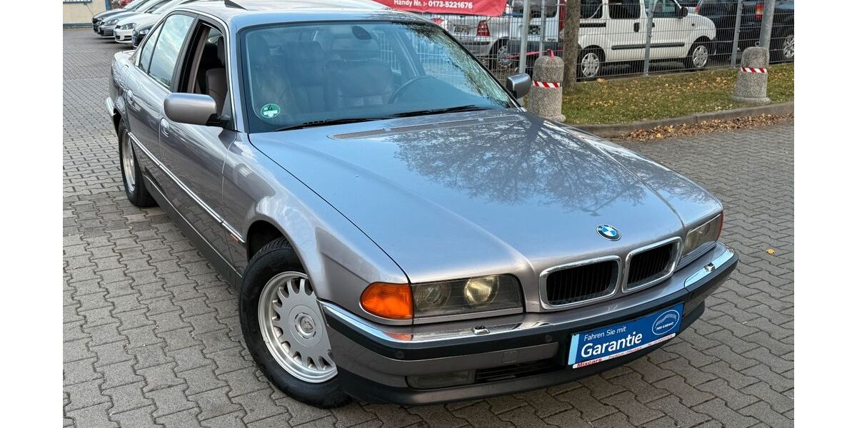 BMW 735 201.387 km 9.850 &euro; Offenbach 63071