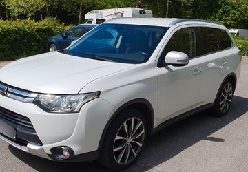 Mitsubishi Outlander 186.000 km 9.900 &euro; Kiel 24109