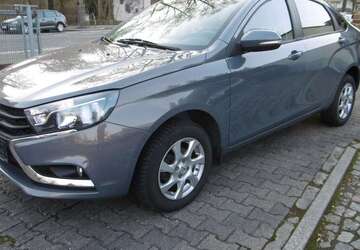 Lada Vesta 65.300 km 6.990 &euro; Döbeln 04720