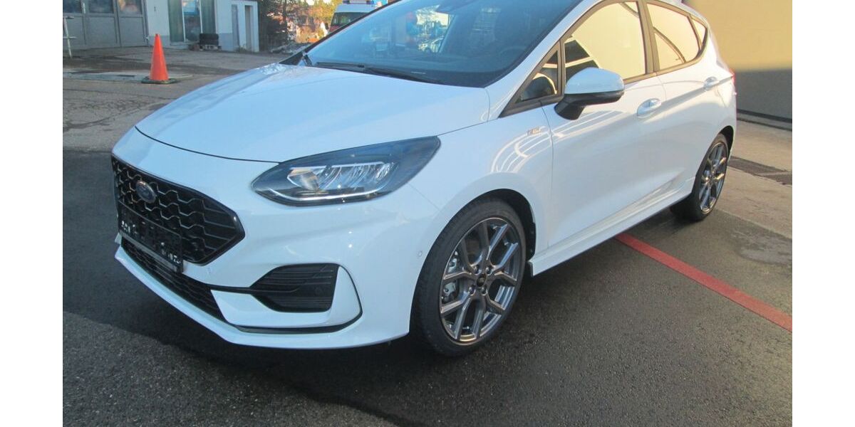 Ford Fiesta 4.136 km 17.900 &euro; Fichtenau 74579