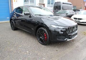 Maserati Levante 59.158 km 32.900 &euro; Düsseldorf 40231