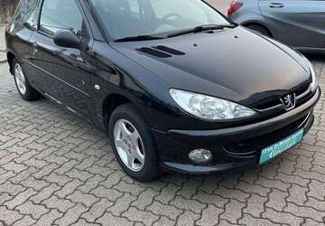 Peugeot 206 162.632 km 2.690 &euro; Böblingen 71034