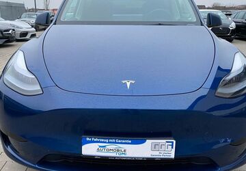 Tesla Model Y 56.445 km 28.999 &euro; Bergtheim 97241
