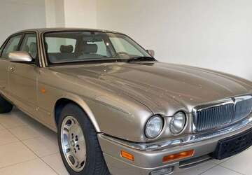 Jaguar XJ 81.190 km 12.970 &euro; Bremen 28357