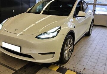 Tesla Model Y 40.461 km 32.500 &euro; Eitorf 53783