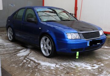 VW Bora 142.000 km 2.800 &euro; Elsteraue 06729