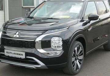 Mitsubishi Plug-in Hybrid Outlander 1.200 km 49.990 &euro; Butzbach 35510