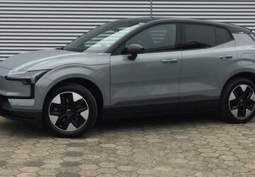 Volvo EX30 1.043 km 34.850 &euro; Hamburg 22393