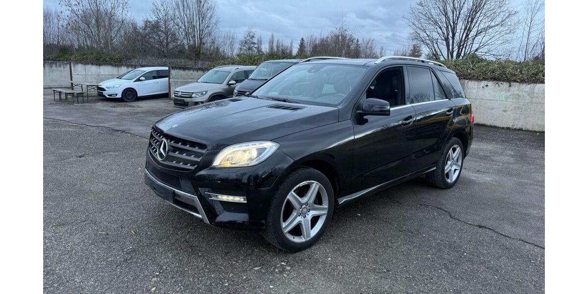 Mercedes-Benz ML 350 231.926 km 16.550 &euro; München 81245